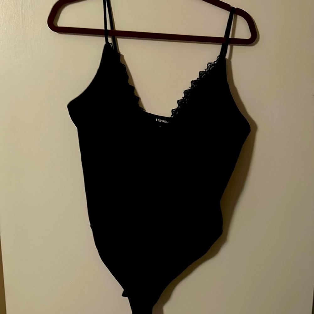 L black Express Body Suit